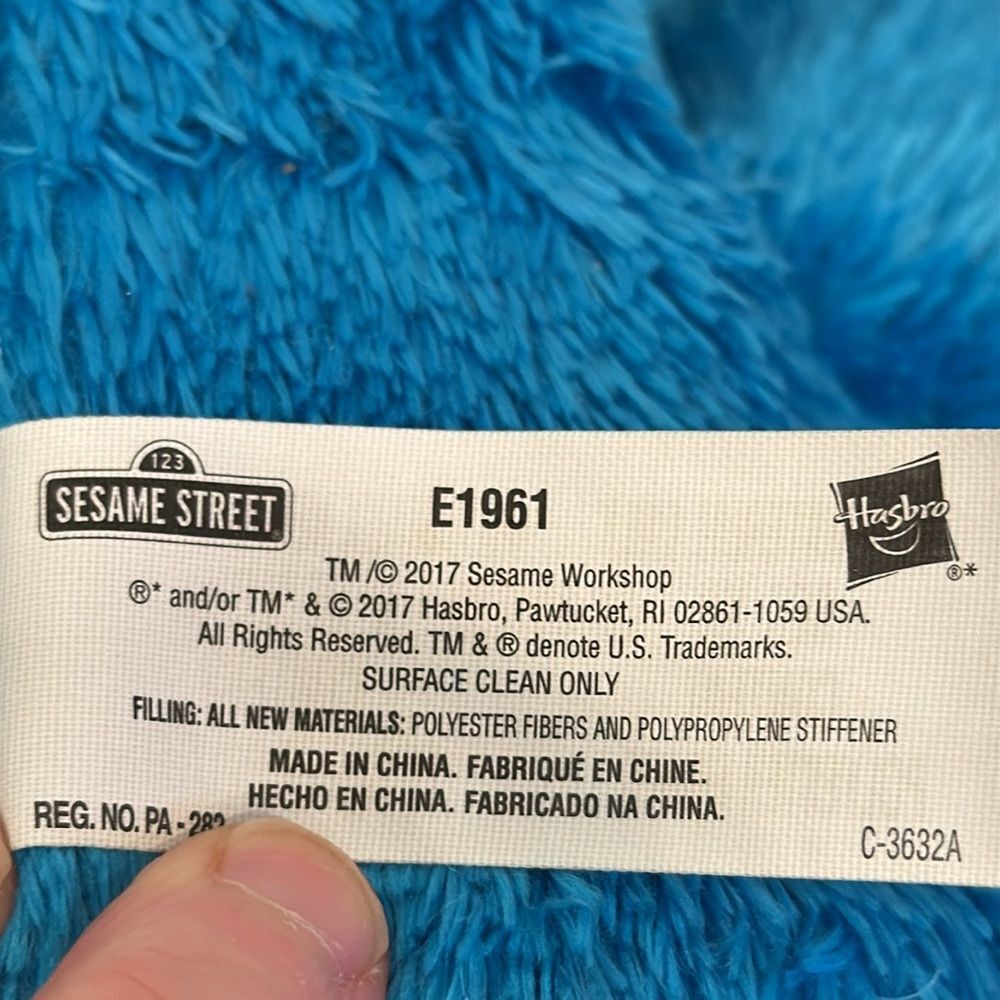 Sesame Street Cookie Monster 14" Plush w/Sound (Hasbro, Sesame Workshop … - Picture 8 of 9